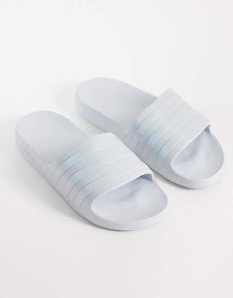 adidas Training - Adilette Aqua - Slippers in blauw en metallic - view 1