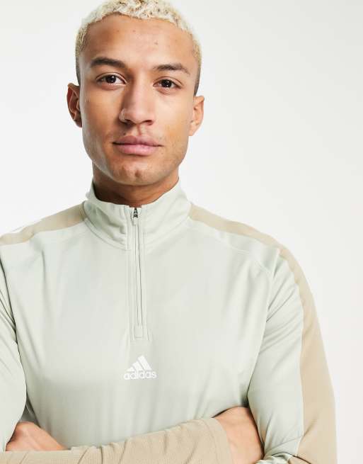 adidas – Training – Aeroready – Langärmliges Sweatshirt in Grün mit Bahnendesign, 2 von 4