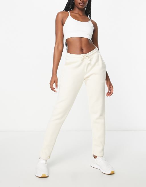 Adidas crop hot sale top and joggers