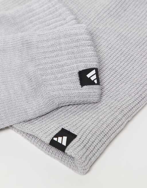 adidas - Training - Cadeauset met handschoenen en beanie in grijs, 2 van 3