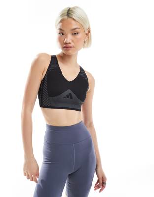 adidas Training - D44T - Sport-BH in Schwarz mit leichter Stützfunktion