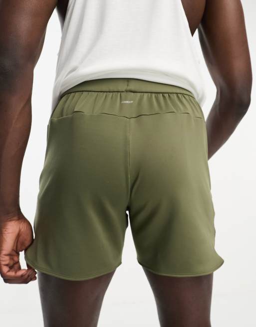 adidas Training – Design 4 – Trainingsshorts in Khaki, 3 von 4