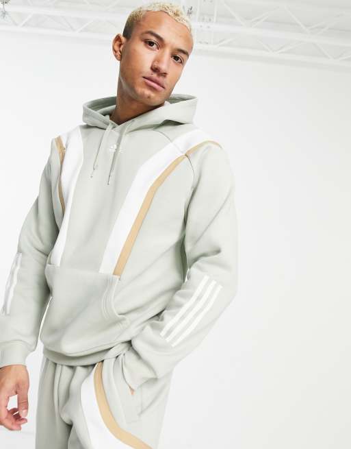 adidas – Training – Earth Shades – Grön huvtröja i fleece