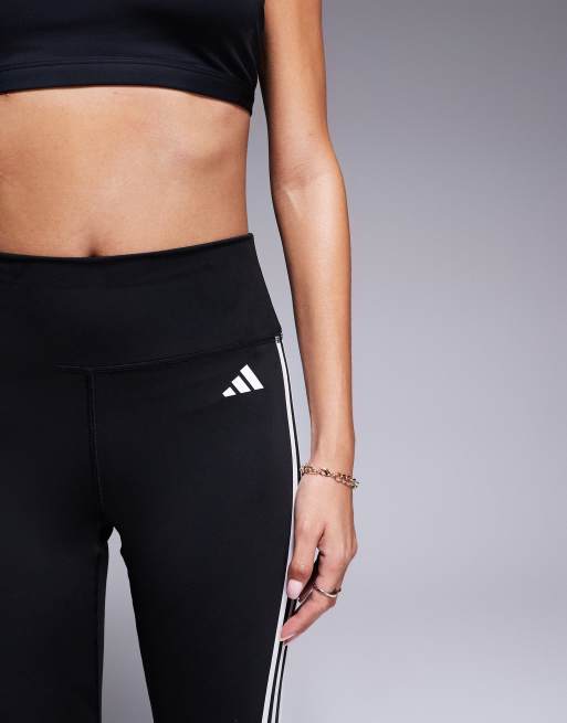 adidas Training – Essentials – Czarne legginsy o długości 7/8 z trzema paskami, 5 z 5