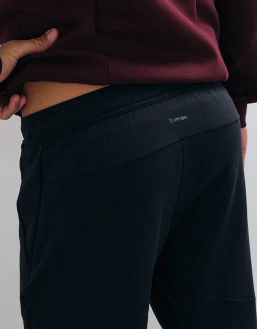 adidas Training Essentials D4T sweatpants in black, 4 of 5