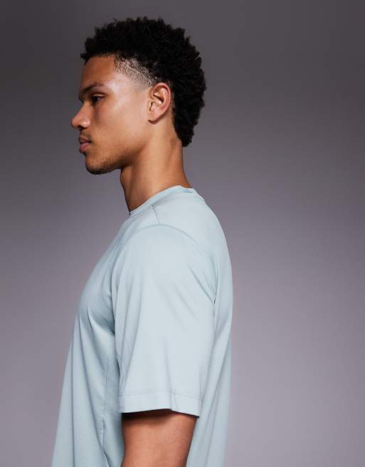 adidas Training Essentials D4T t-shirt in sage, 4 of 5