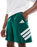 [adidas performance] adidas Training Essentials gym 3 stripe shorts in dark green M DGREEN