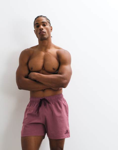 adidas Training essentials krinklade badshorts med 3 ränder i burgundy - view 1