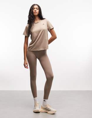 adidas Training - Essentials - Lange Leggings in Kreidebraun-Brown