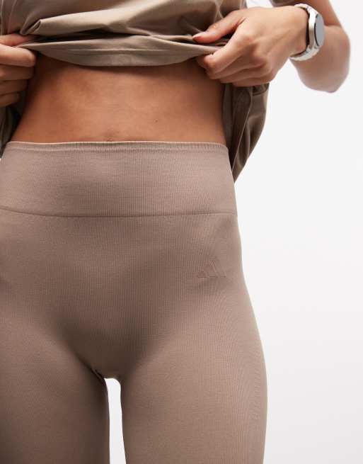 adidas Training - Essentials - Legging long - Marron craie, 3 de 5