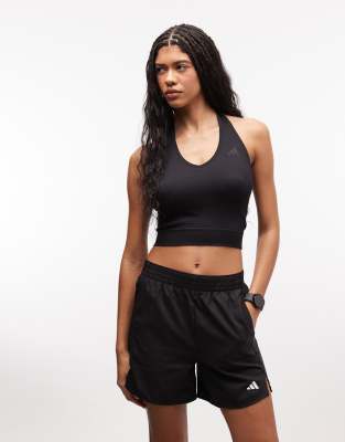 adidas Training - Essentials - Shorts in Schwarz, 5 Zoll