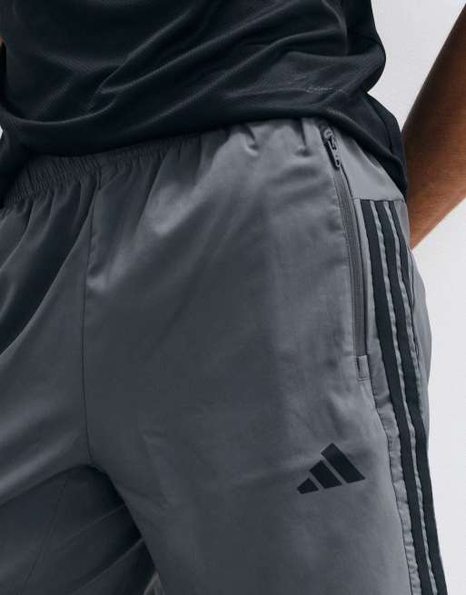 adidas Training essentials shorts with 3 stripes in dark grey, 5 of 5
