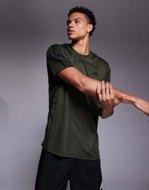 adidas Training – Essentials – T-Shirt in dunklem Khaki mit den 3 Streifen - view 1