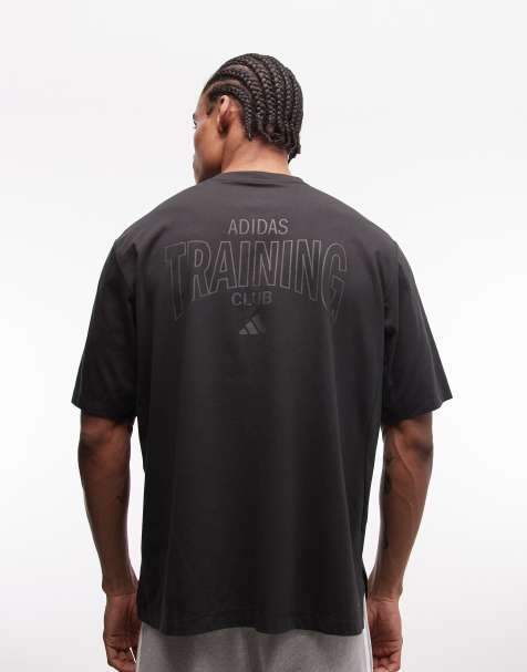 adidas Training – Essentials – T-Shirt in Schwarz mit Rückenprint - view 1