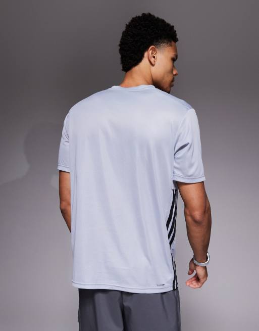 adidas Training Essentials t-shirt with three stripes in grey, 3 of 5