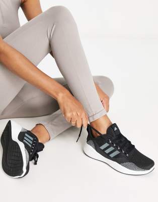 adidas pull on trainers