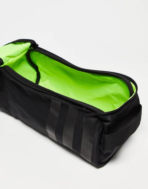 Adidas soccer shoe outlet bag