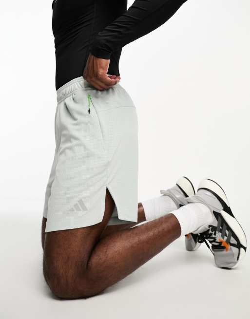 adidas - Training - HIIT short in zilver