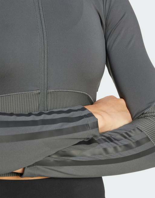 adidas Training – Hyperglam – Eng anliegendes, geripptes Oberteil mit durchgehendem Reißverschluss, in Grey Six und Schwarz , 4 von 4