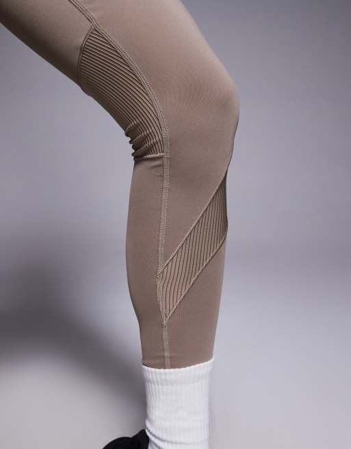 adidas Training – Hyperglam – Pełnej długości prążkowane legginsy w kredowobrązowym kolorze, 5 z 5