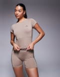 [adidas performance] adidas Training Hyperglam rib baby t-shirt in chalky brown L chalky brown/ strata