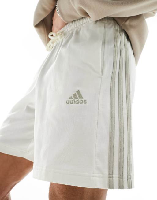 adidas - Training - Jersey short met 3-Stripes in gebroken wit