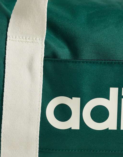 adidas Training – Kleine Beuteltasche in Grün und Cremeweiß, 3 von 4