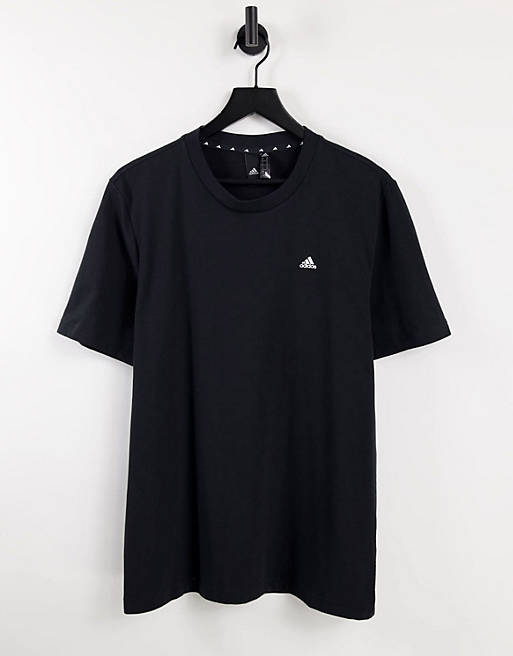 T-Shirts & Vests adidas Training lounge t-shirt with small logo in black 