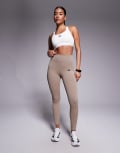 [adidas performance] adidas Training Optime 7/8 rib leggings in chalky brown M chalky brown