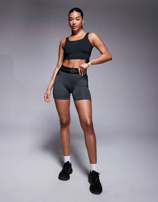adidas - Training - Optime Power - Tanktop met gedraaide achterkant in zwart, 2 van 4