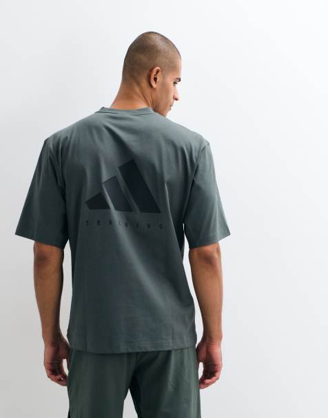 adidas Training oversized T-shirt met print op de achterkant in groen - view 1