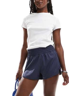 adidas Training - Pacer - Gerippte Shorts in Blau mit hohem Bund und gleichfarbigem 3-Streifen-Logo