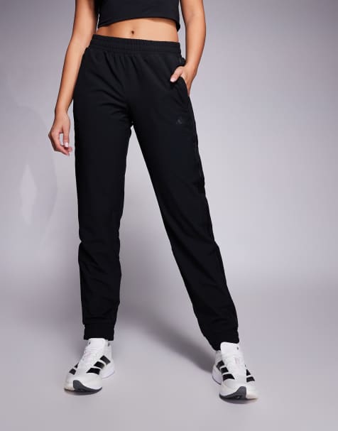 adidas - Training - Pacer - Geweven joggingbroek in zwart - view 1