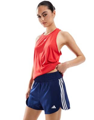 adidas Training - Pacer - Shorts in Marineblau mit hohem Bund