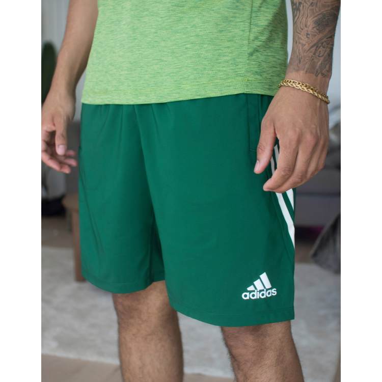 adidas Training Pantaloncini verdi con 3 strisce ASOS