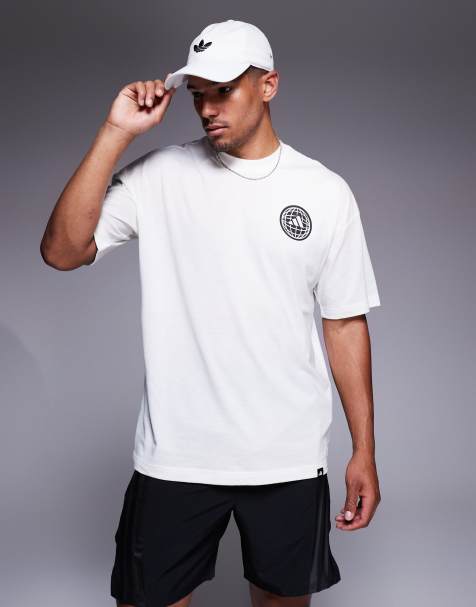 adidas Training – Power – Biały T-shirt z grafiką z kulą ziemską na plecach - view 1