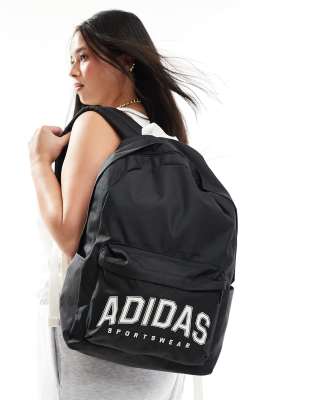 adidas Training - Rucksack in Schwarz im College-Stil