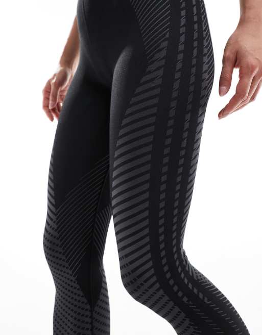 adidas Training seamless 7/8 leggings in black, 5 of 5