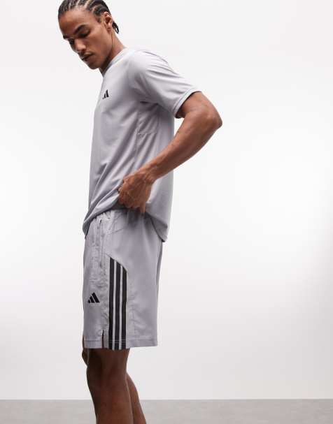 adidas - Training - Short met 3-Stripes in grijs - view 1