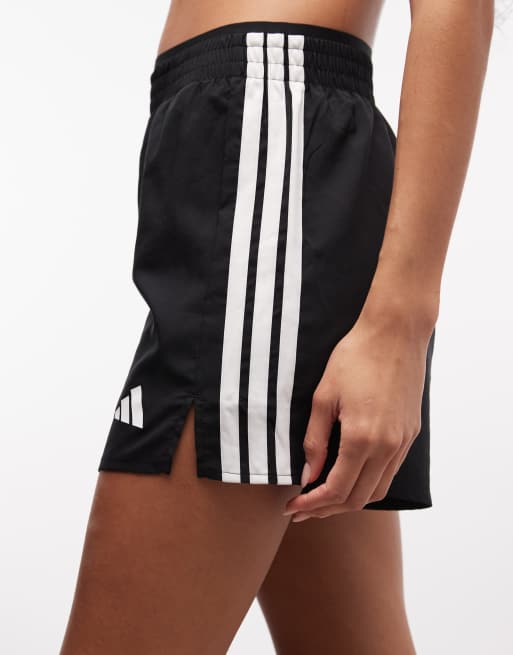 adidas Training – Shorts aus Webstoff in Schwarz mit 3 Streifen in Weiß, 2 von 5