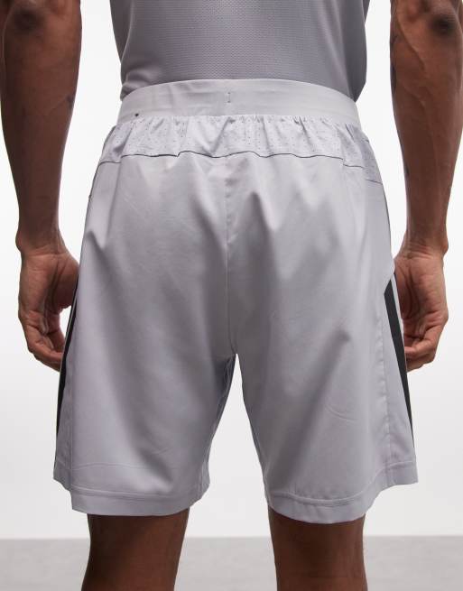 adidas Training shorts with 3 stripes in grey, 4 of 5