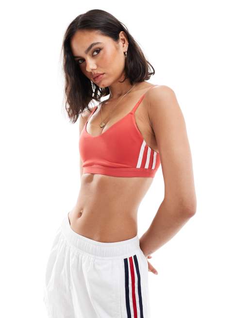 adidas – Training – Sport-BH in Rot mit leichter Stützfunktion, drei Streifen und Riemchendesign