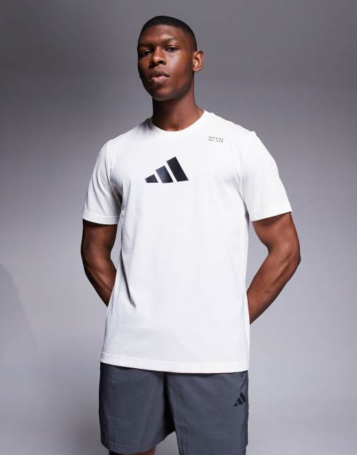 adidas - Training - T-shirt met grafische print in wit, 3 van 4