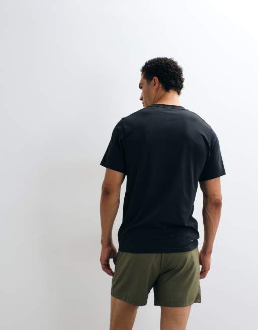 adidas Training Tech Essentials short tissé marron kaki, 3 de 5