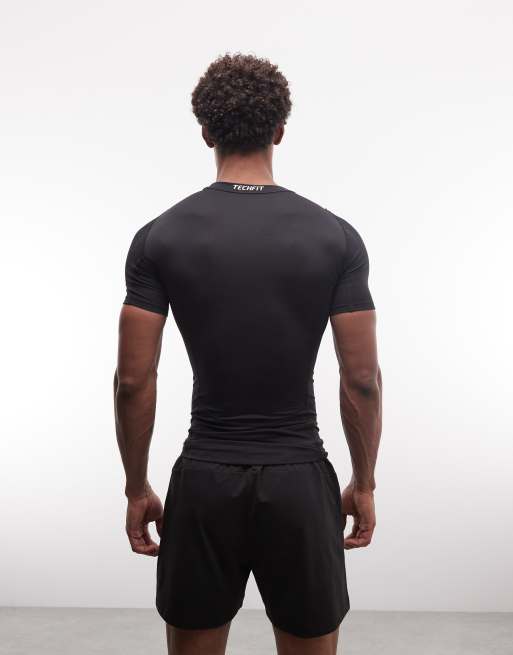 adidas Training – Tech Fit – Baselayer-T-Shirt in Schwarz, 4 von 5