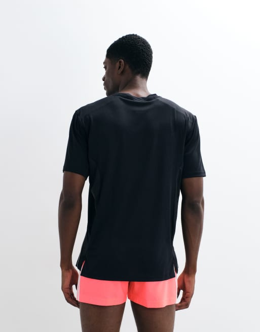 adidas – Training Tech – T-Shirt in Schwarz, 4 von 5