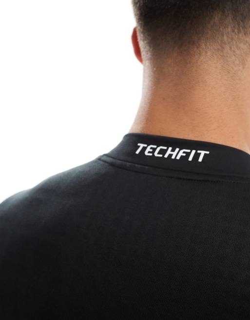 adidas - Training - Techfit - COLD.RDY - T-shirt met lange mouwen in zwart, 3 van 4