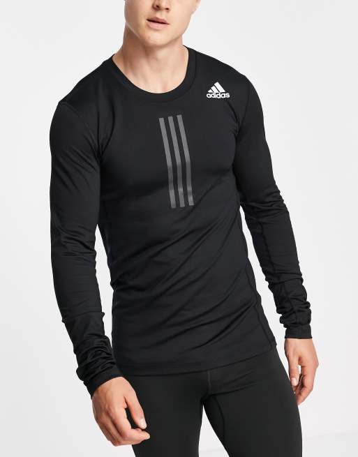 adidas Training Techfit Warm Top a maniche lunghe base layer nero con 3 strisce tono su tono ASOS