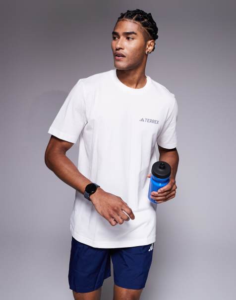 adidas - Training - Terrex - T-shirt met bergprint in wit - view 1