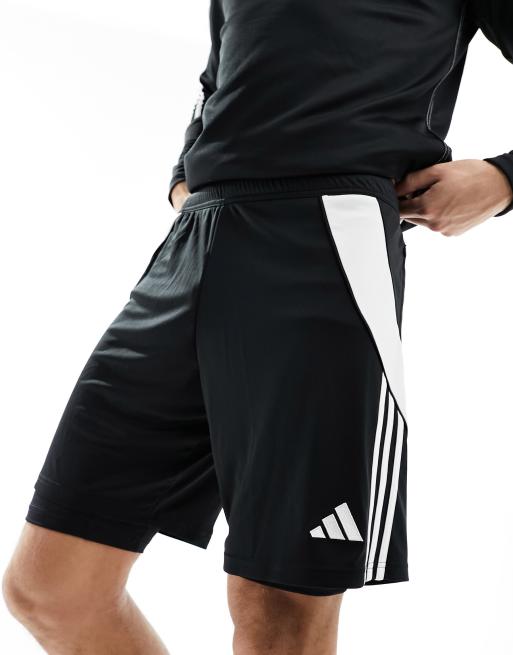 adidas Training – Tiro 24 – 2-in-1-Shorts in Schwarz